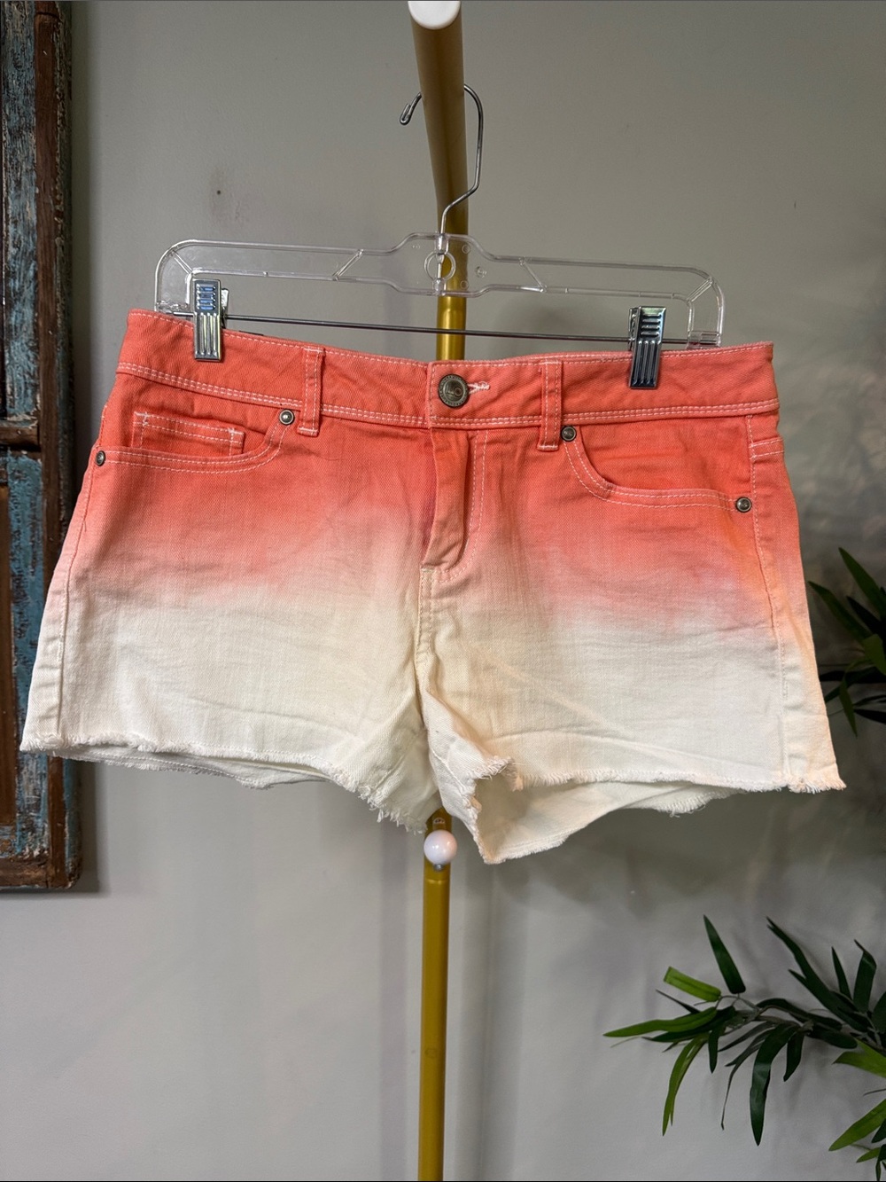 LC Lauren Conrad Coral-to-white Ombre Denim 2’’ Shorts